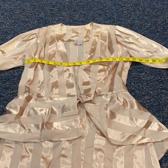 JC Penny Vintage Champagne Peplum Dress sz. M - Picture 7 of 9